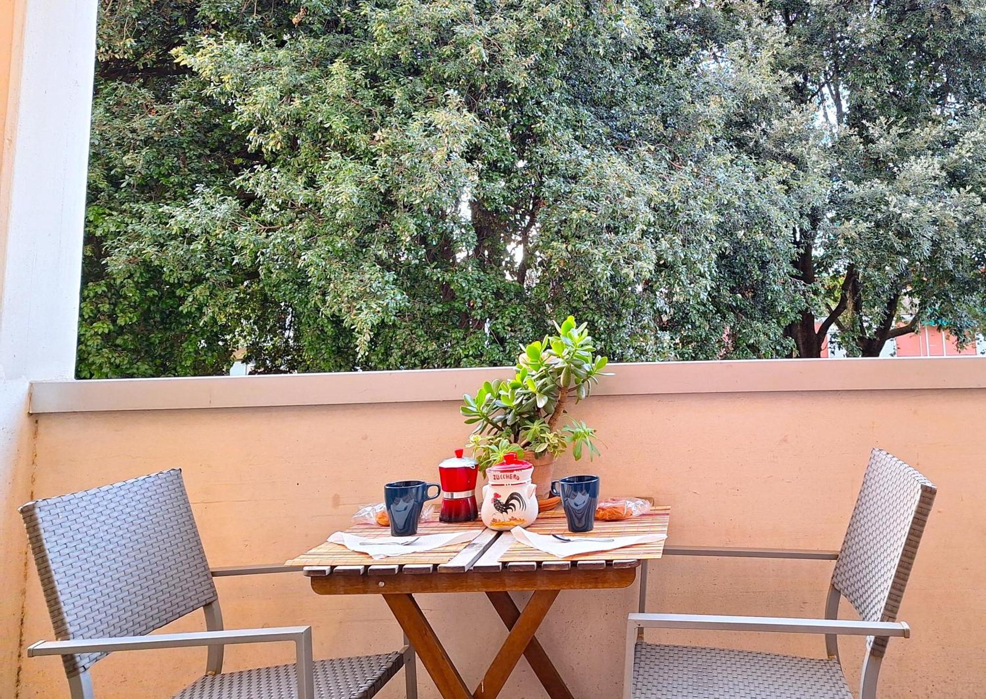 Apartamento Palazzo Wanny Free Parking & Terrace Florencia Exterior foto